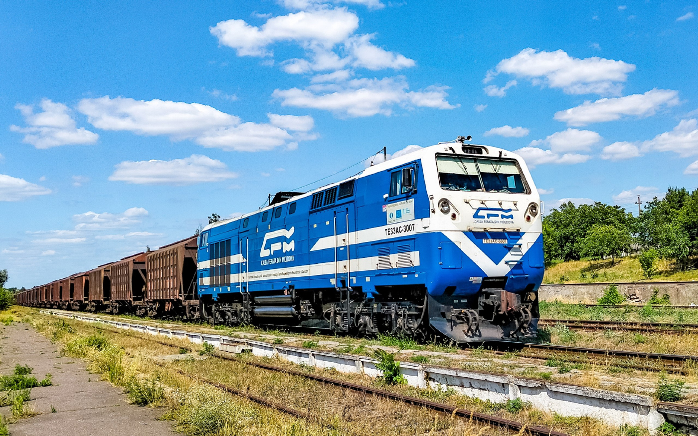 ТЭ33АС-3007