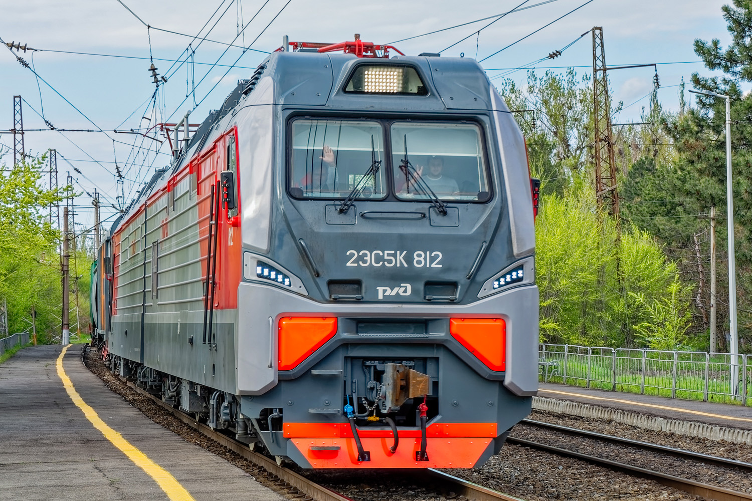 2ЭС5К-812