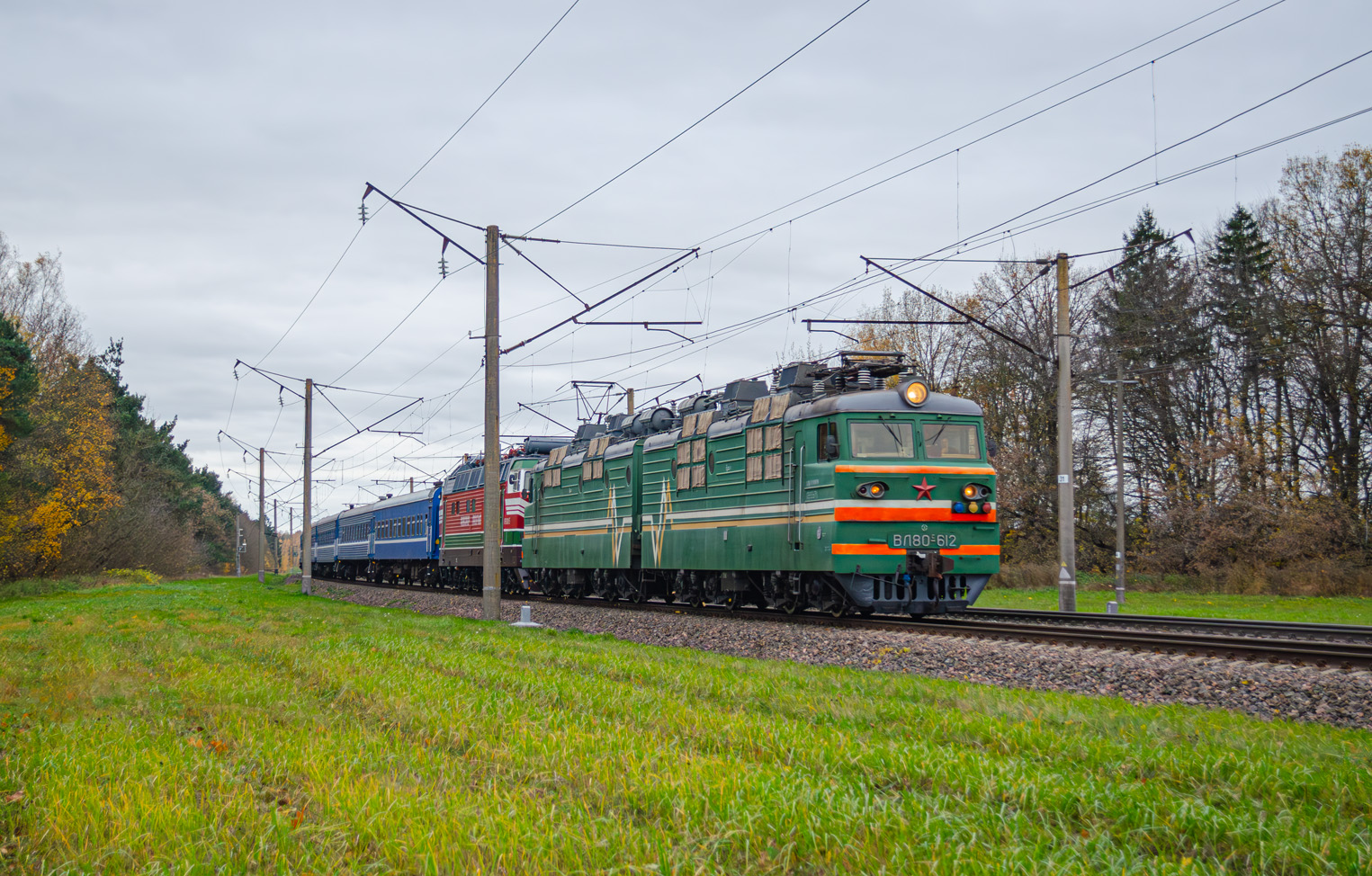 ЧС4Т-600; ВЛ80С-612