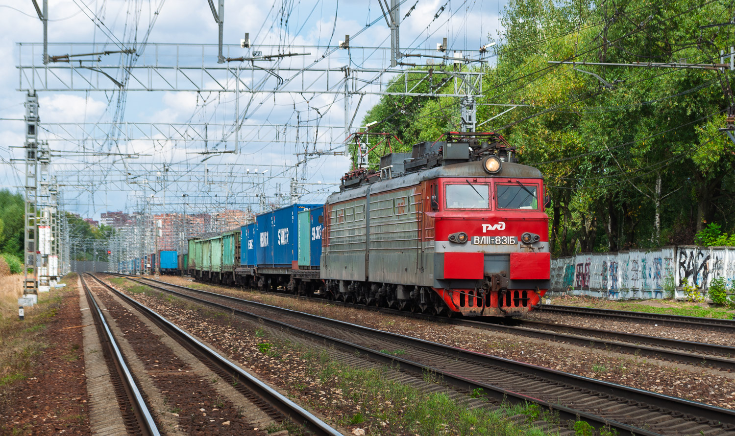 ВЛ11.8-831