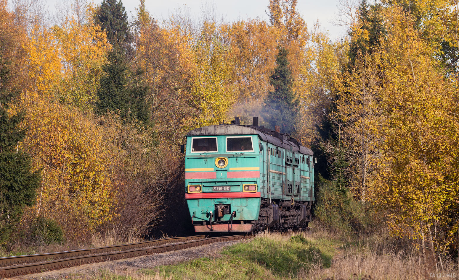 2ТЭ10В-4907