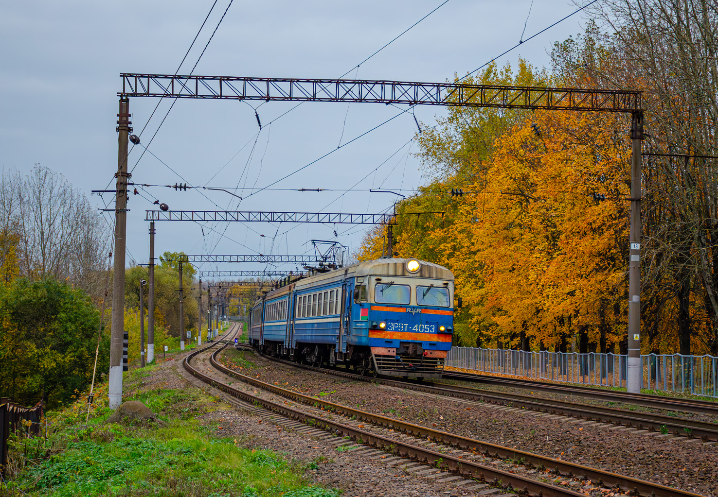 ЭР9Т-4053